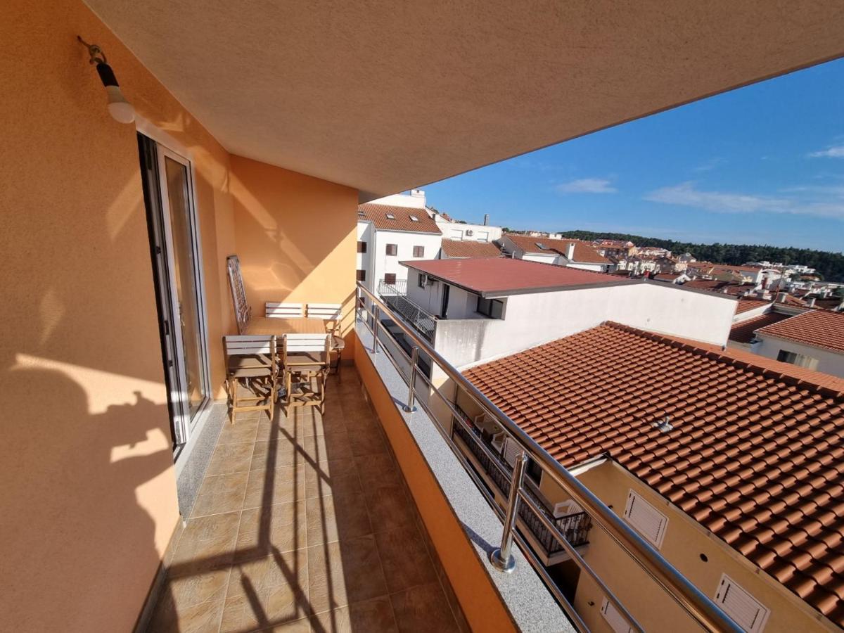 Apartment Furulund Makarska Kültér fotó